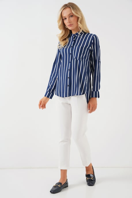 Gestreiftes Button-Down Langarmshirt mit Tasche - Image 2