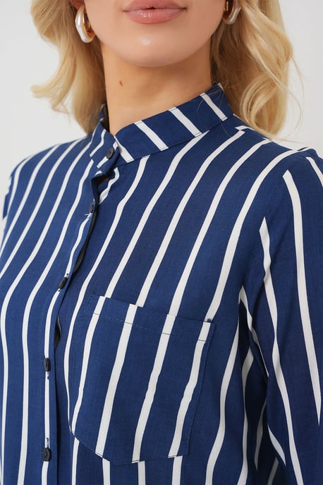 Gestreiftes Button-Down Langarmshirt mit Tasche - Image 4