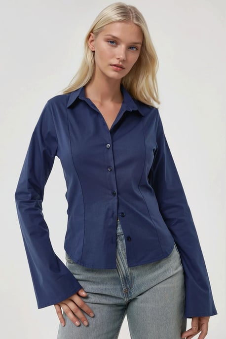 Tailliertes Langarmshirt - Image 2