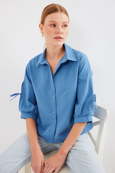 Crop-Top mit Schleife - Image 2
