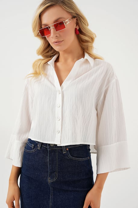 Übergroßes gestreiftes cropped Shirt mit Knopfverschluss - Image 3