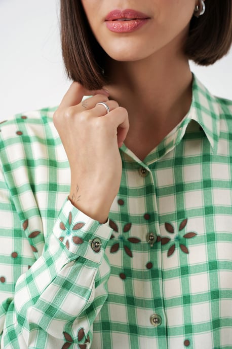 Karierte Button-Down-Hemd mit Kragen - Image 4