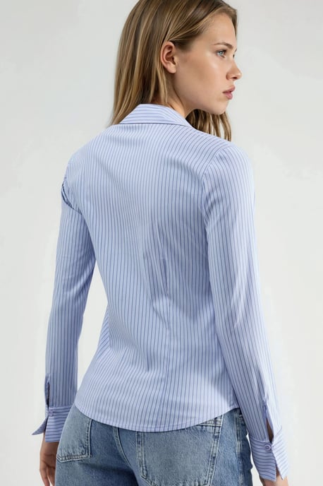 Figurbetontes gestreiftes Basic-Shirt - Image 4