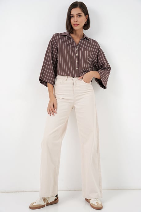 Übergroßes gestreiftes cropped Shirt mit Knopfverschluss - Image 2