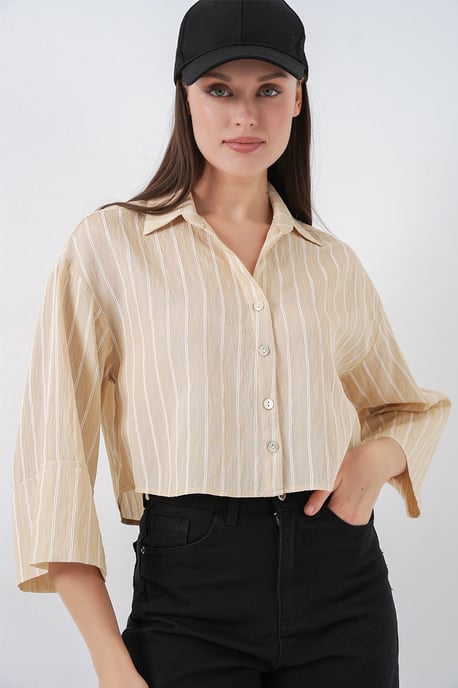 Übergroßes gestreiftes cropped Shirt mit Knopfverschluss - Image 4