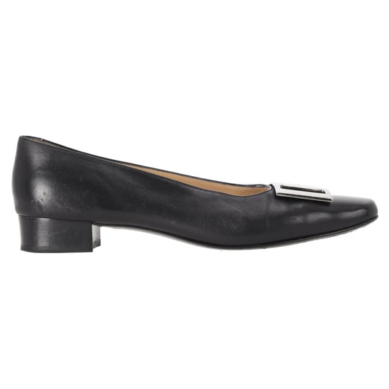 Ferragamo Pumps mit Schnallendetail aus schwarzem Leder - Image 1