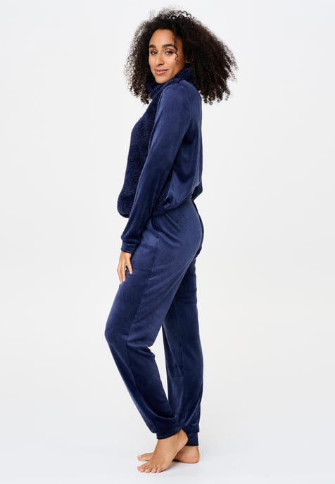 Lingadore Velvet fleece homewear Set - Image 3