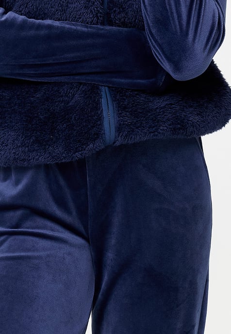 Lingadore Velvet fleece homewear Set - Image 5