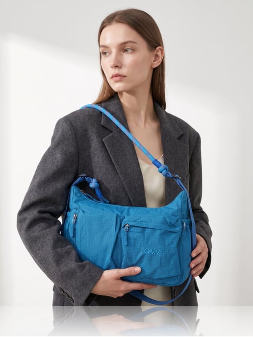 GIAN MARCO VENTURI Schultertasche Women - Image 4
