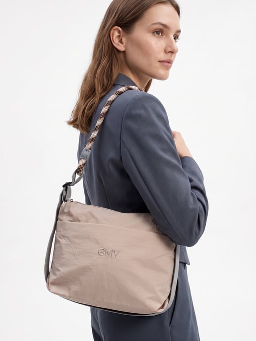 GIAN MARCO VENTURI Schultertasche Women - Image 4
