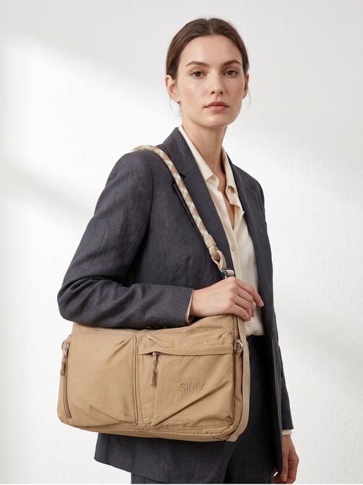 GIAN MARCO VENTURI Schultertasche Women - Image 4