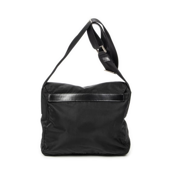 Small Buckle Flap Crossbody Schultertasche - Image 5
