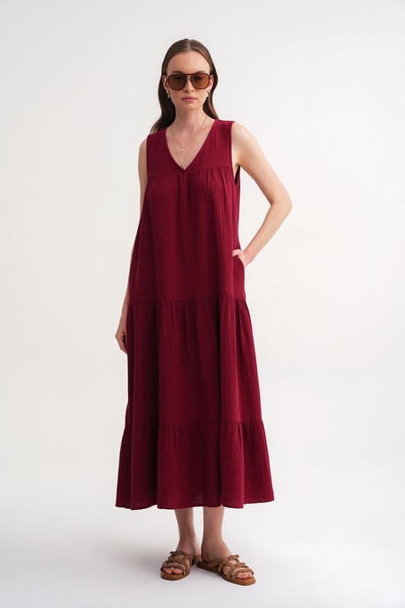 Ärmelloses V-Ausschnitt Musselin-Midikleid mit Taschen - Image 4