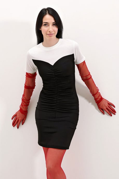 Schlanker Fit Midikleid mit Crewneck und Teilungsnähten - Image 4