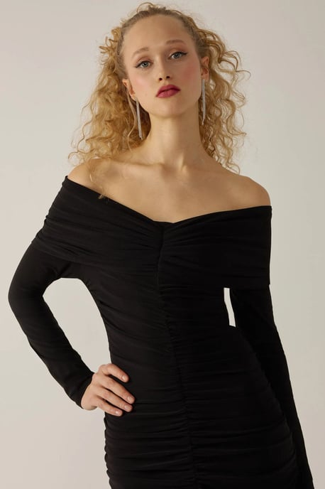 Schulterfreies, drapiertes Bodycon-Maxikleid - Image 4