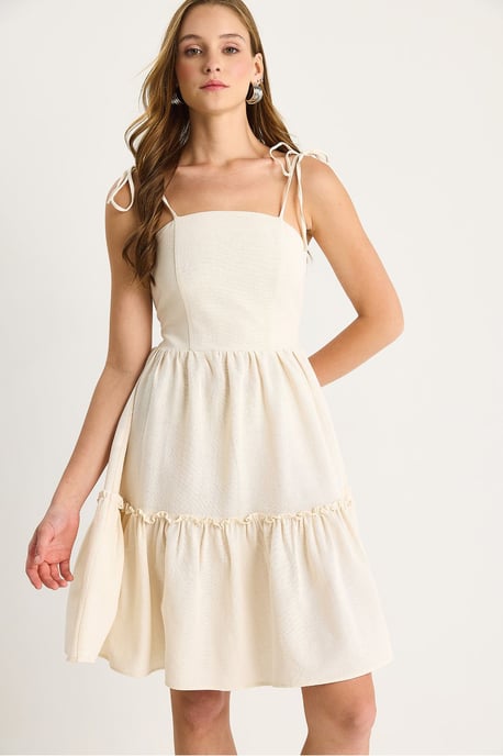 Kleid mit quadratischem Kragen in A-Form und Bindungsdetail in Midi-Länge - Image 5