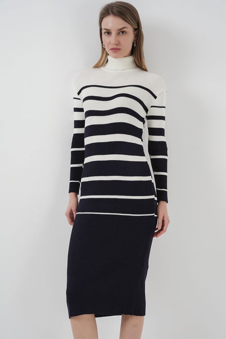 Ripp gestreiftes Rollkragen-Midi-Strickkleid - Image 3