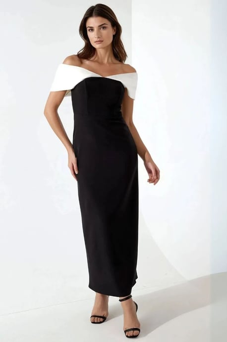 Farbenfrohes Blockmaxikleid mit Herzkragen - Image 1