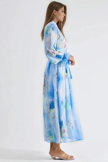 Maxi-Shirtkleid mit Gürtel im abstrakten Muster - Image 4