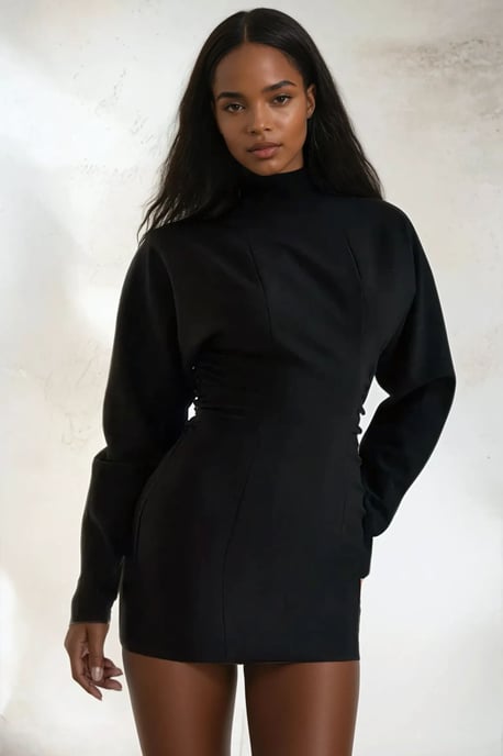 Kleid mit Batwing-Ärmeln und Plisseefalten in Bodycon-Form - Image 2