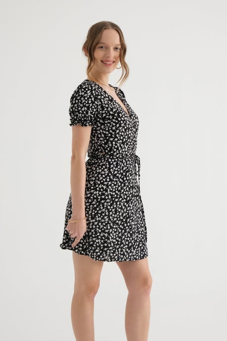 Blumiges Wickelkleid mit Puffärmeln und Zugband - Image 2