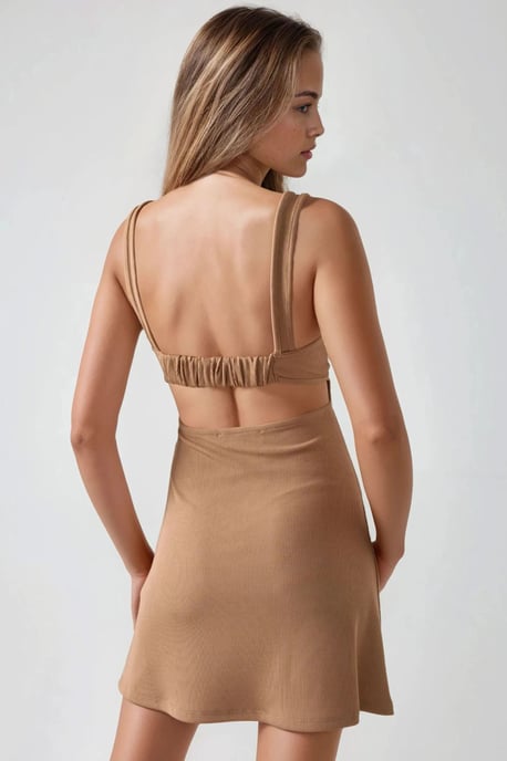 Gerafftes Kleid mit quadratischem Ausschnitt und Mini-Länge - Image 6