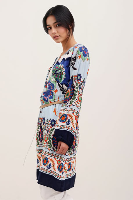 Blühendes Mini-Kleid mit Schleife - Image 2