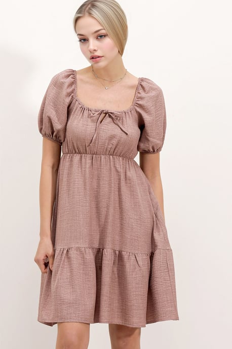 Quadratischer Ausschnitt A-Linien Mini-Dress mit Schleife - Image 1