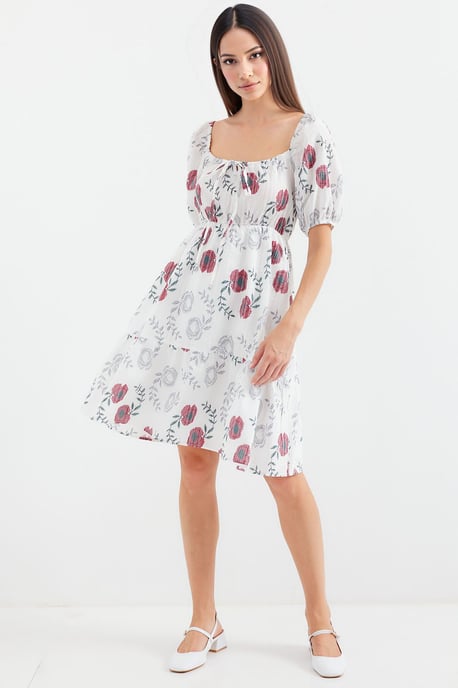 Blumiges Mini-Kleid mit quadratischem Kragen und Schleife - Image 2
