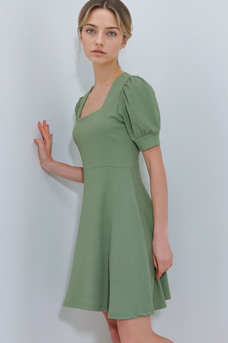 Strukturiertes Minikleid mit quadratischem Kragen - Image 2