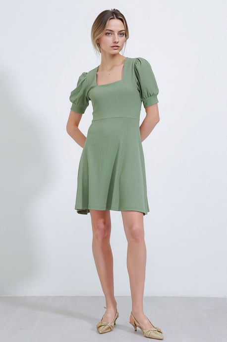 Strukturiertes Minikleid mit quadratischem Kragen - Image 3