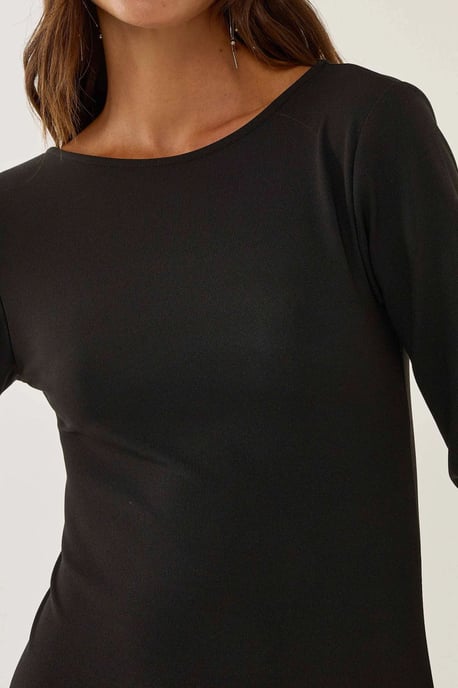 Körperbetontes Minikleid mit Rückenausschnitt - Image 5