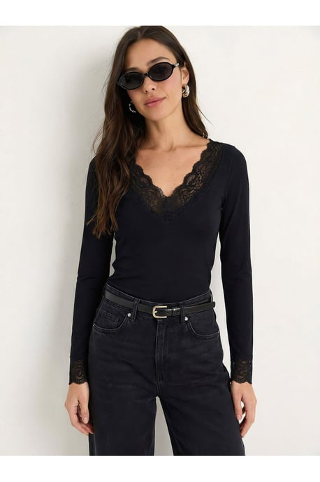 Bluse mit Spitzen-Details und V-Ausschnitt - Image 2