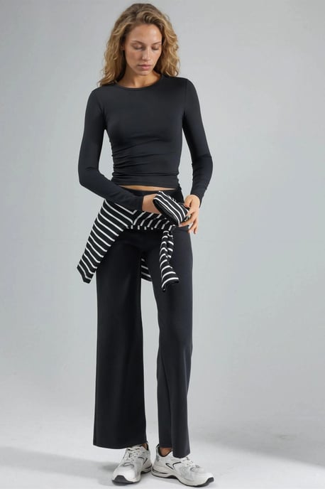 Slim-Fit Rundhals Langarmbluse - Image 4