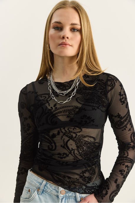 Schlank geschnittene Bluse mit Cut-Out und Paisleymuster - Image 5