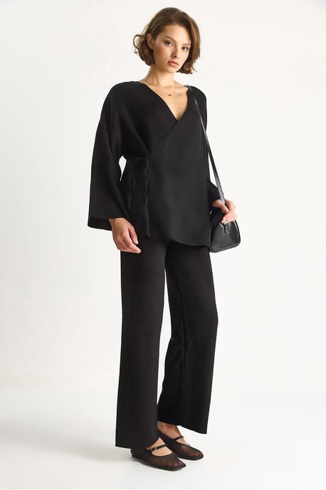 Doppelreihige Krawattenbluse und weite Hosen-Set - Image 1