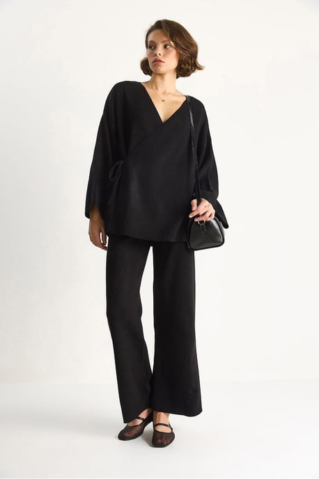 Doppelreihige Krawattenbluse und weite Hosen-Set - Image 4
