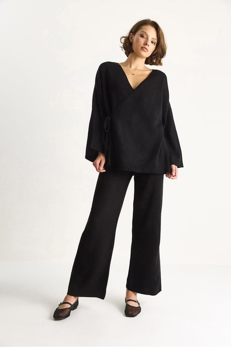 Doppelreihige Krawattenbluse und weite Hosen-Set - Image 5