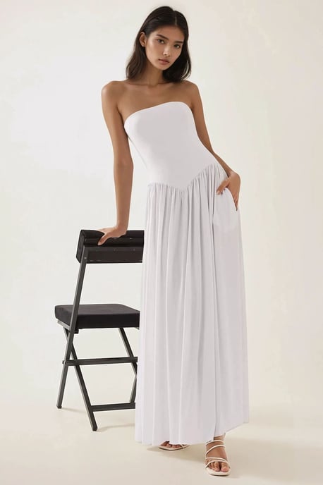 Sofie Trägerloses Figurbetontes Maxikleid - Image 6