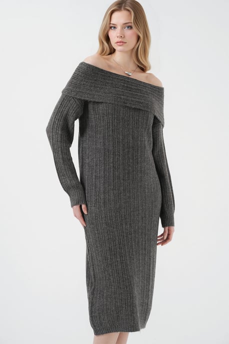 Übergroßes geripptes Strick-Midi-Kleid mit Madonna-Kragen - Image 4
