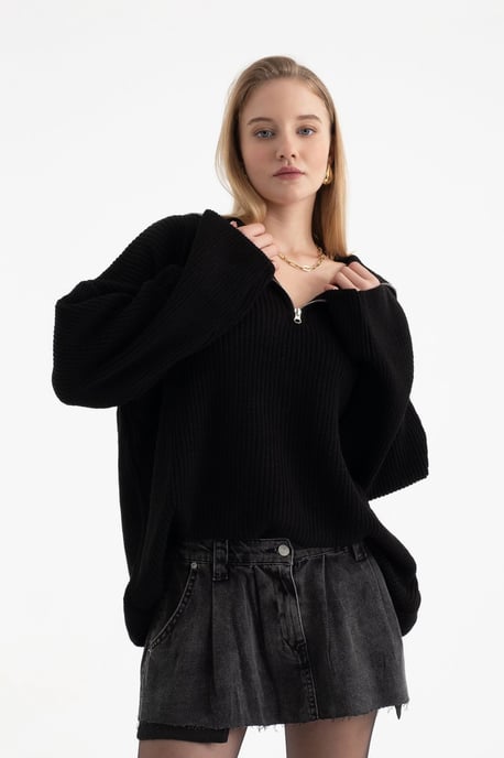 V-Ausschnitt Pullover mit Reißverschluss - Image 2
