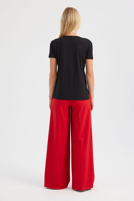 V-Ausschnitt Basic T-Shirt - Image 5