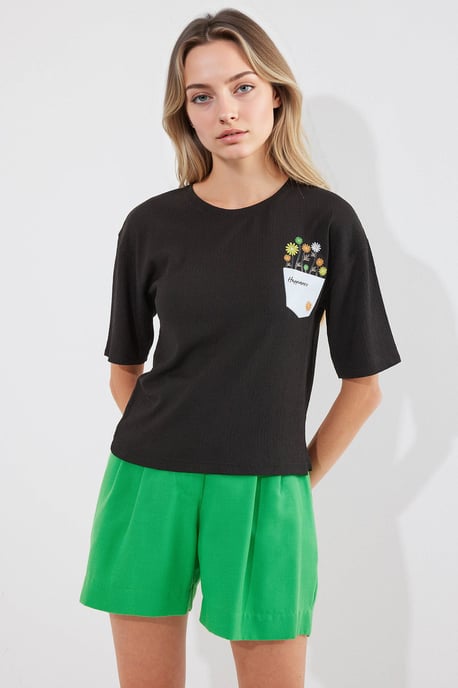 Besticktes Rundhals T-Shirt mit Druck - Image 2
