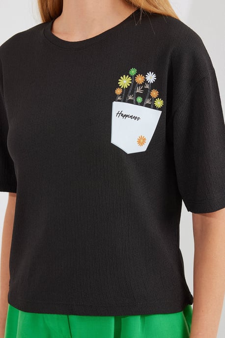 Besticktes Rundhals T-Shirt mit Druck - Image 3