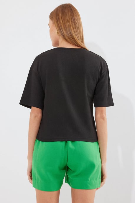 Besticktes Rundhals T-Shirt mit Druck - Image 4