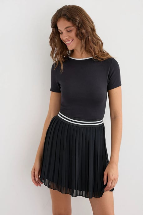 Basic Jersey Tee mit offenem Rücken - Image 2