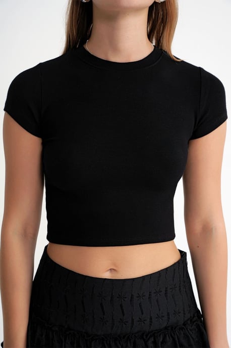 Tailliertes Crop-Strick-T-Shirt - Image 5