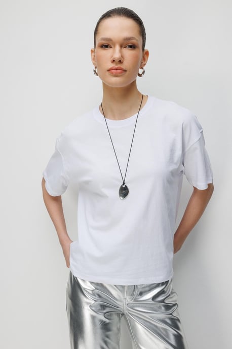 Oversized Rundhals-Unisex T-Shirt mit Schlitz - Image 3