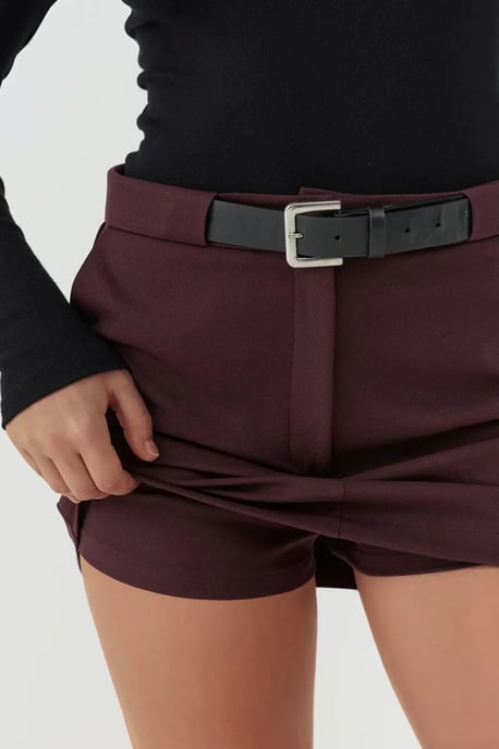 Hochtaillierte Mini-Shorts - Image 2