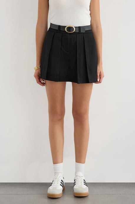 Faltenfront Mid-Rise Baumwoll-Skort - Image 2